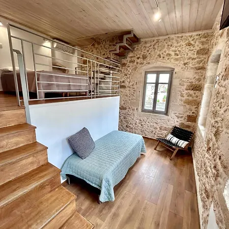 Kazalakis Chania Harbor Roof Retreat Holiday home